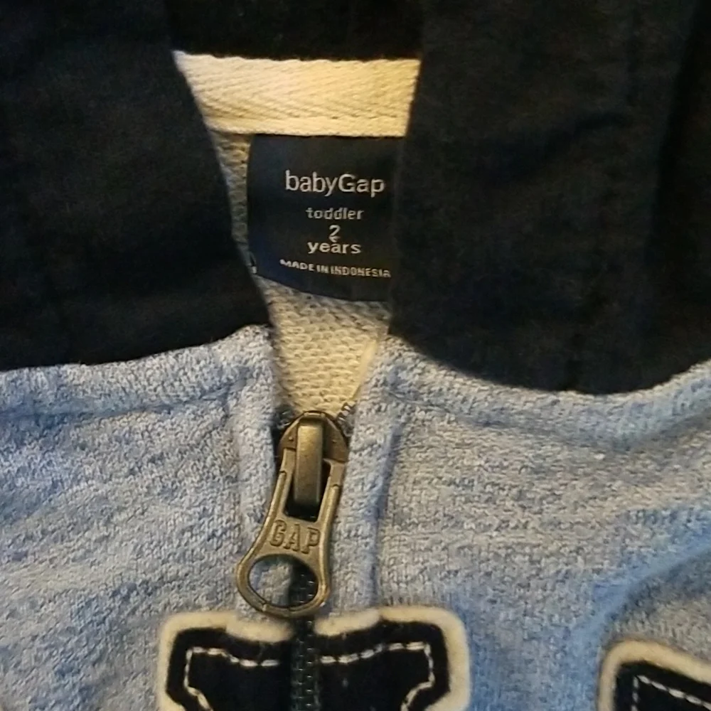Gap kids sweater